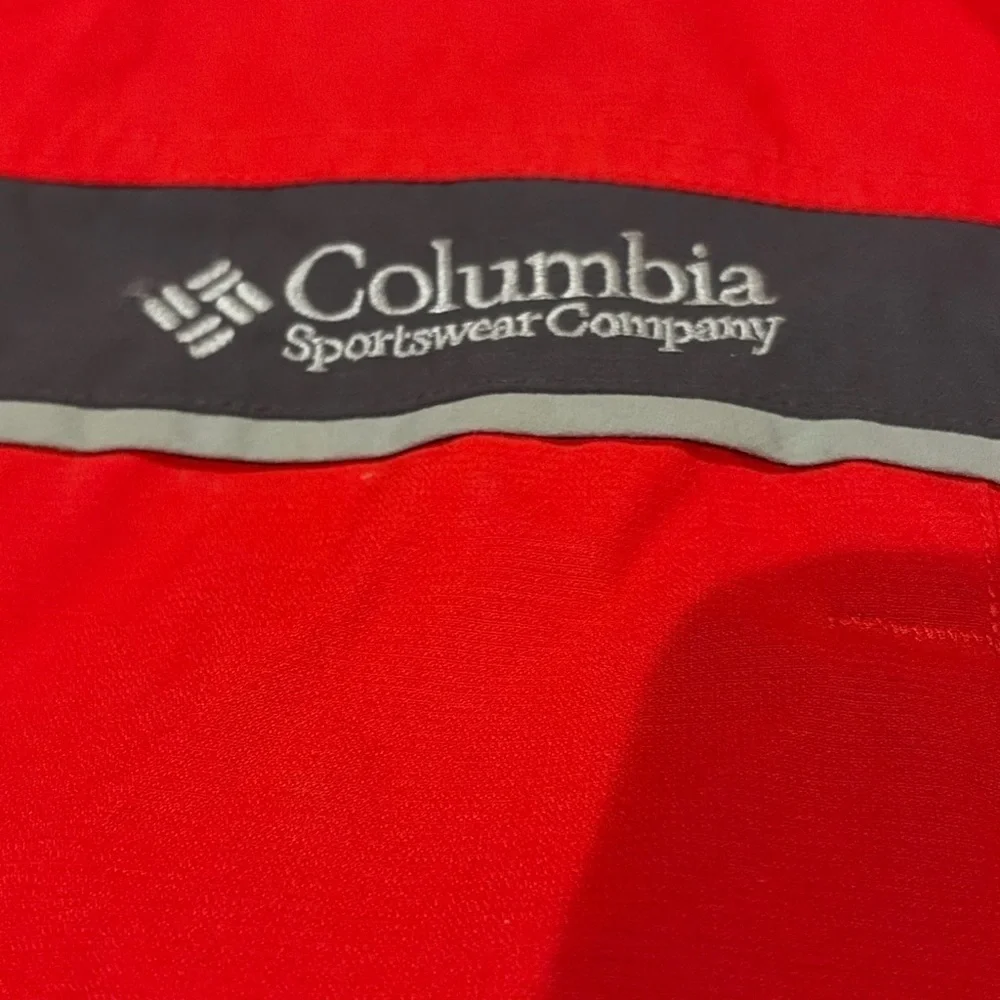 Columbia Men's Performance Jacket in Red and Black